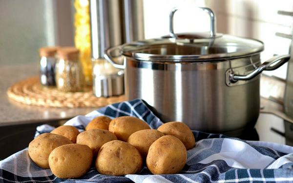 Блюда из картошки: 20 простых рецептов на каждый день с фото
