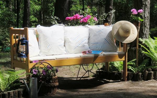 Садовая скамейка из старой кровати  пошаговый мастер-класс с фото - фото