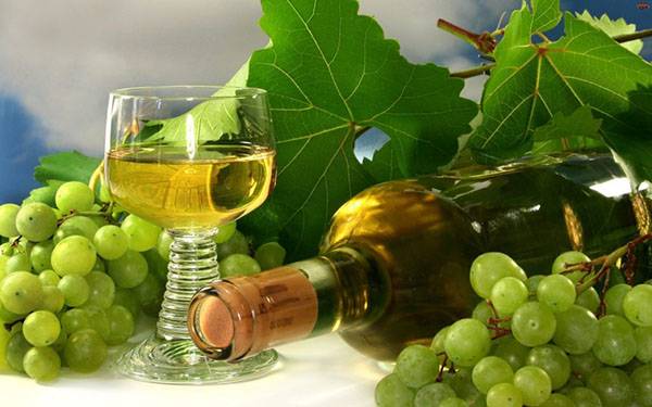 Шампанское из виноградных листьев в домашних условиях - фото